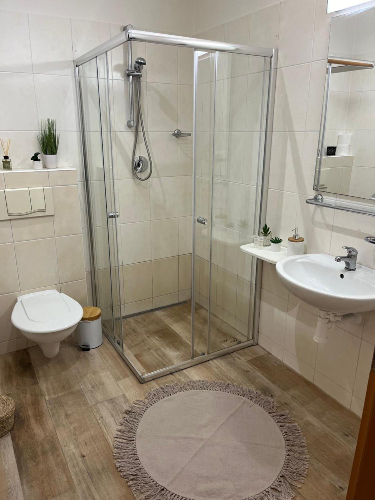 Simply Rooms Slavkov u Brna Exterior photo